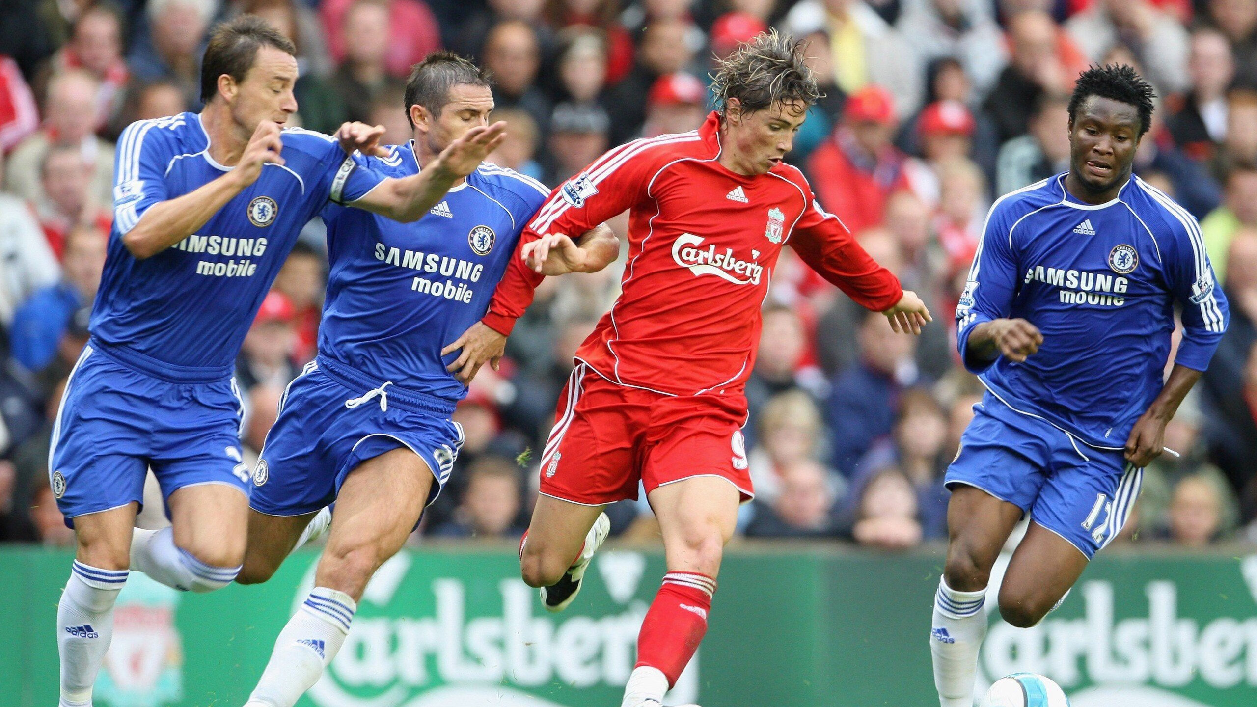 利物浦边锋突破频繁成为比赛关键点，利物浦的阵型2020